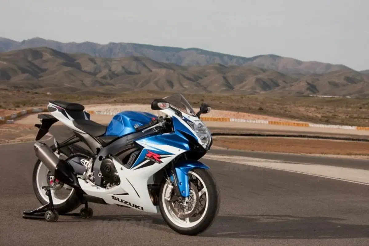 Suzuki GSX-R 600 (25)