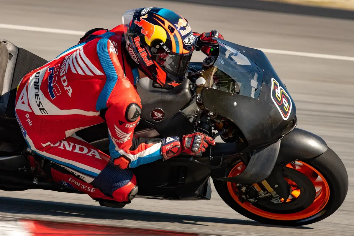 Gallery MotoGP - Le prime foto dei test di Sepang 2019 (12)