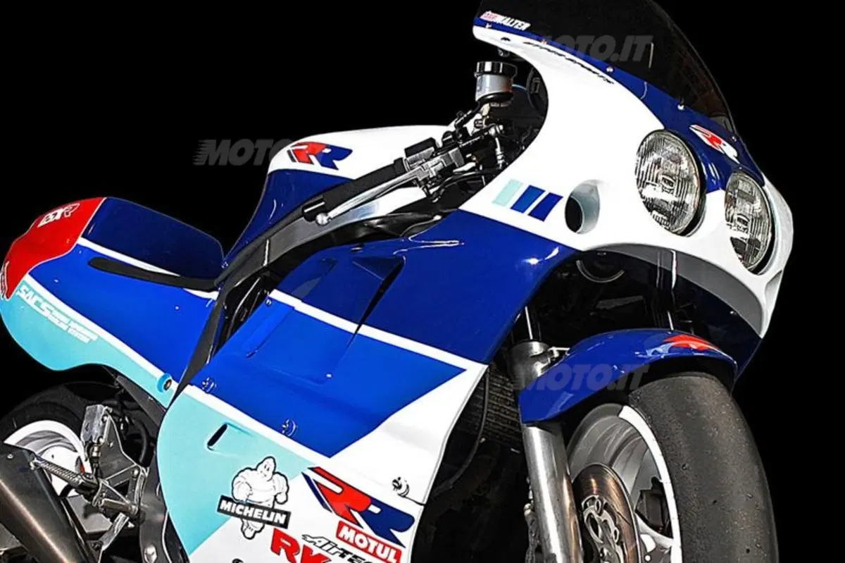 Suzuki GSX-R 750 1990 by Icon