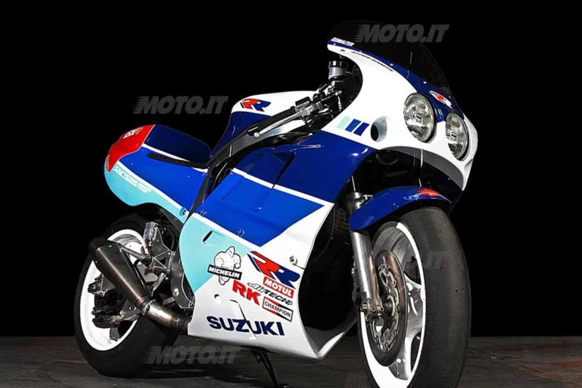 Suzuki GSX-R 750 1990 by Icon (4)