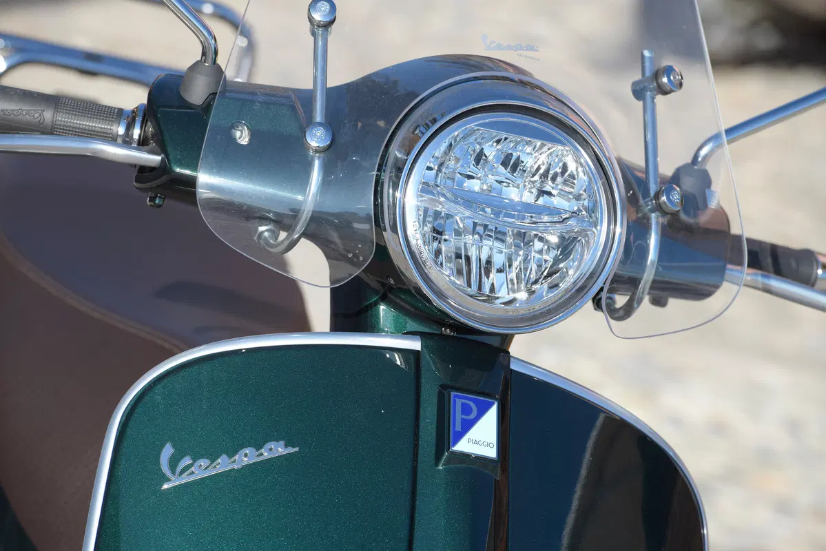 Piaggio Vespa GTS 300 HPE. Tipa da spiaggia (64)