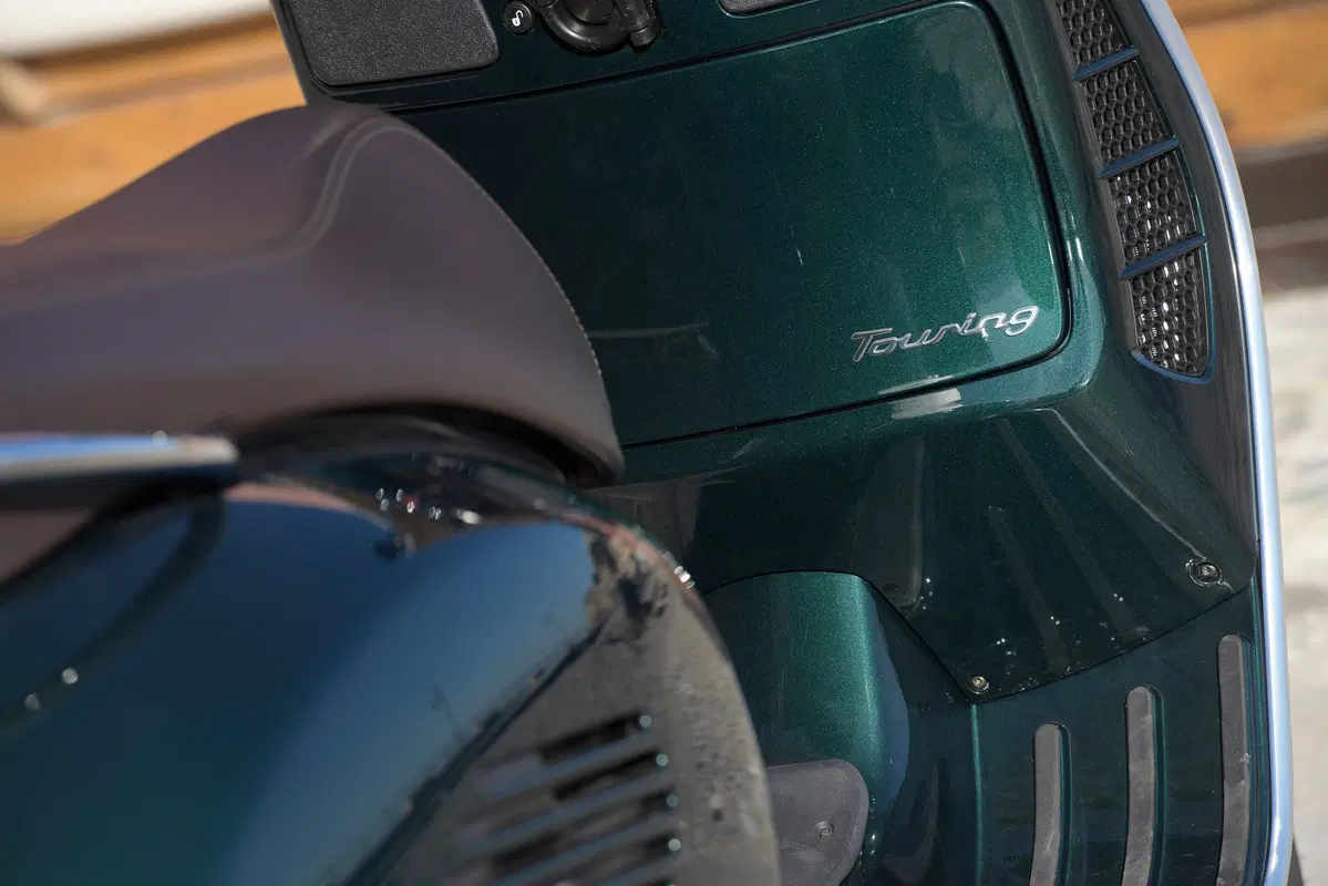 Piaggio Vespa GTS 300 HPE. Tipa da spiaggia (69)