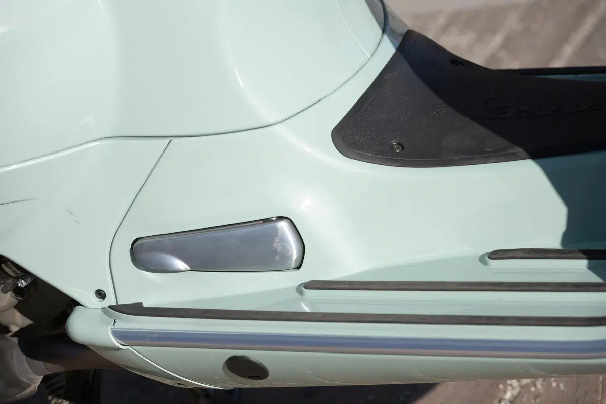 Piaggio Vespa GTS 300 HPE. Tipa da spiaggia (89)