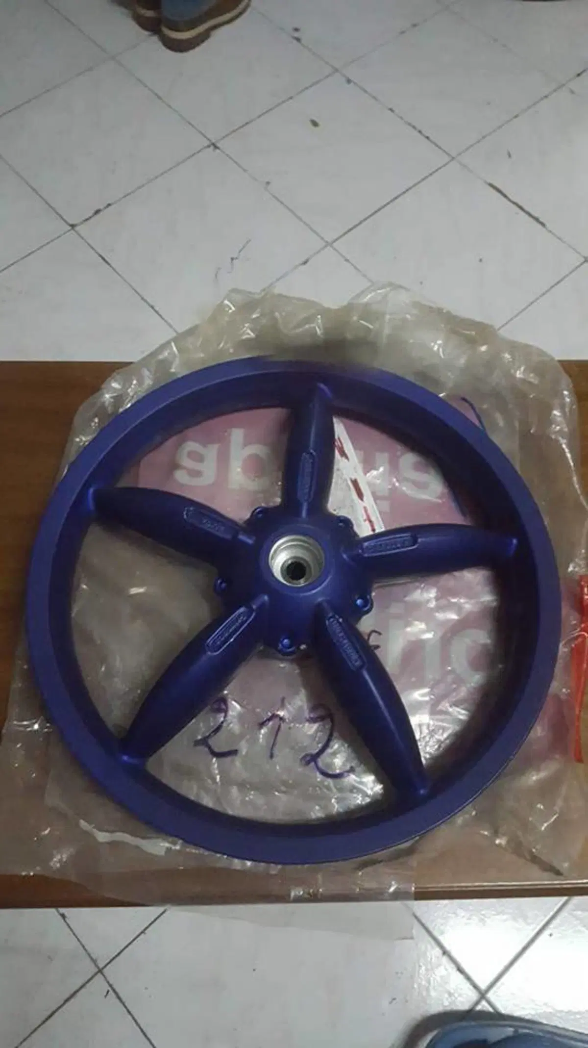RUOTA POST. BLU SCARABEO 50 Aprilia