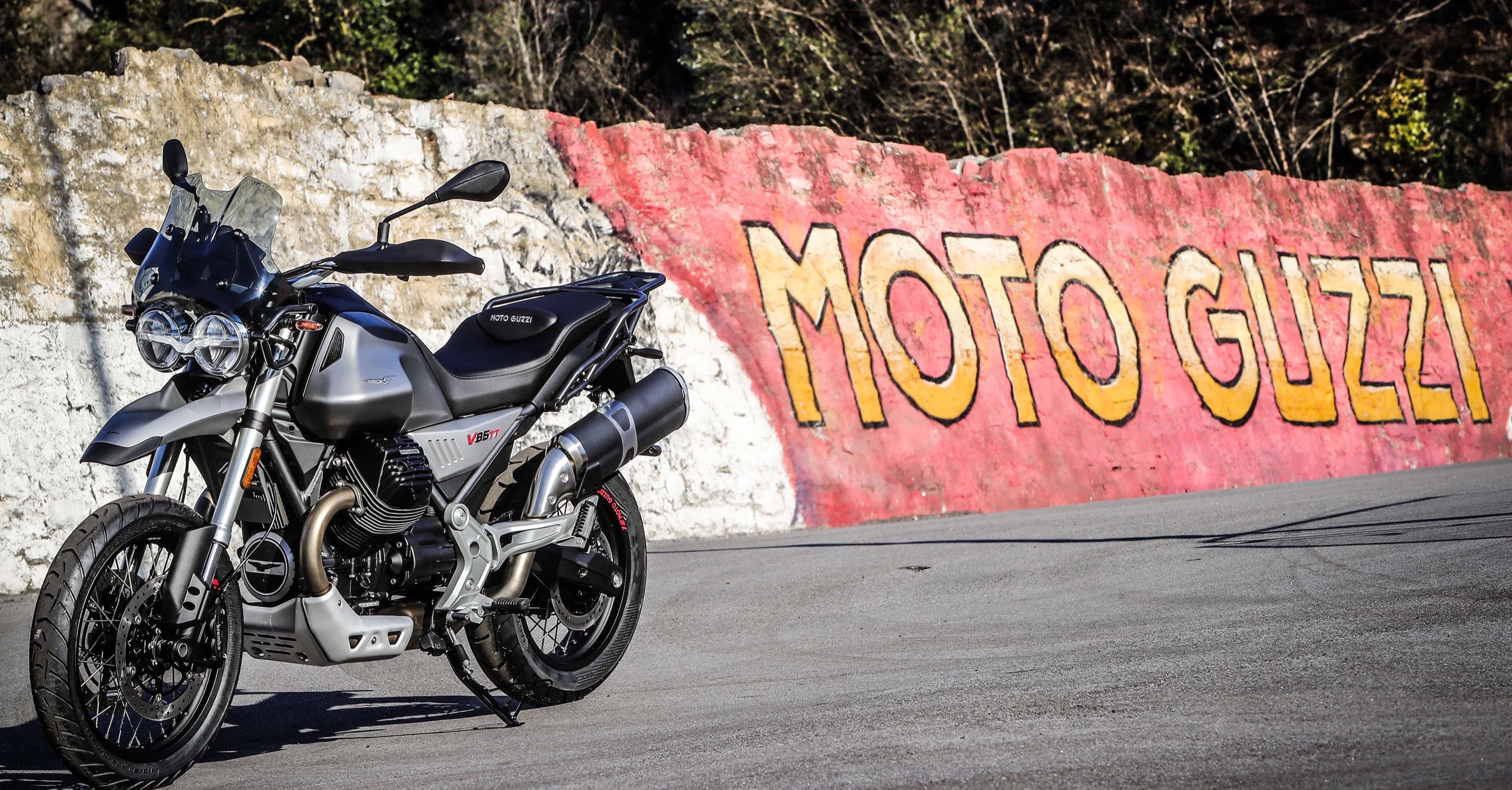 Moto Guzzi V85 TT: aperte le prenotazioni per i test ride