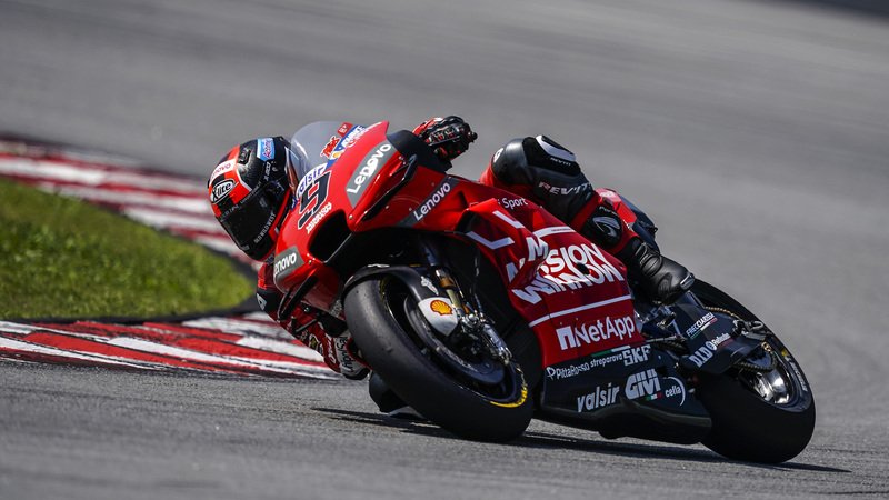 LIVE - I test MotoGP 2019 a Sepang. Petrucci chiude in testa