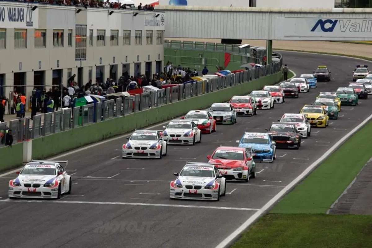 BMW Joy Wins3: nel 2010 tripletta storica di vittorie (18)