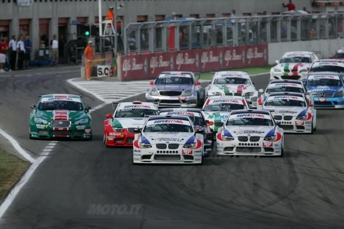 BMW Joy Wins3: nel 2010 tripletta storica di vittorie (20)