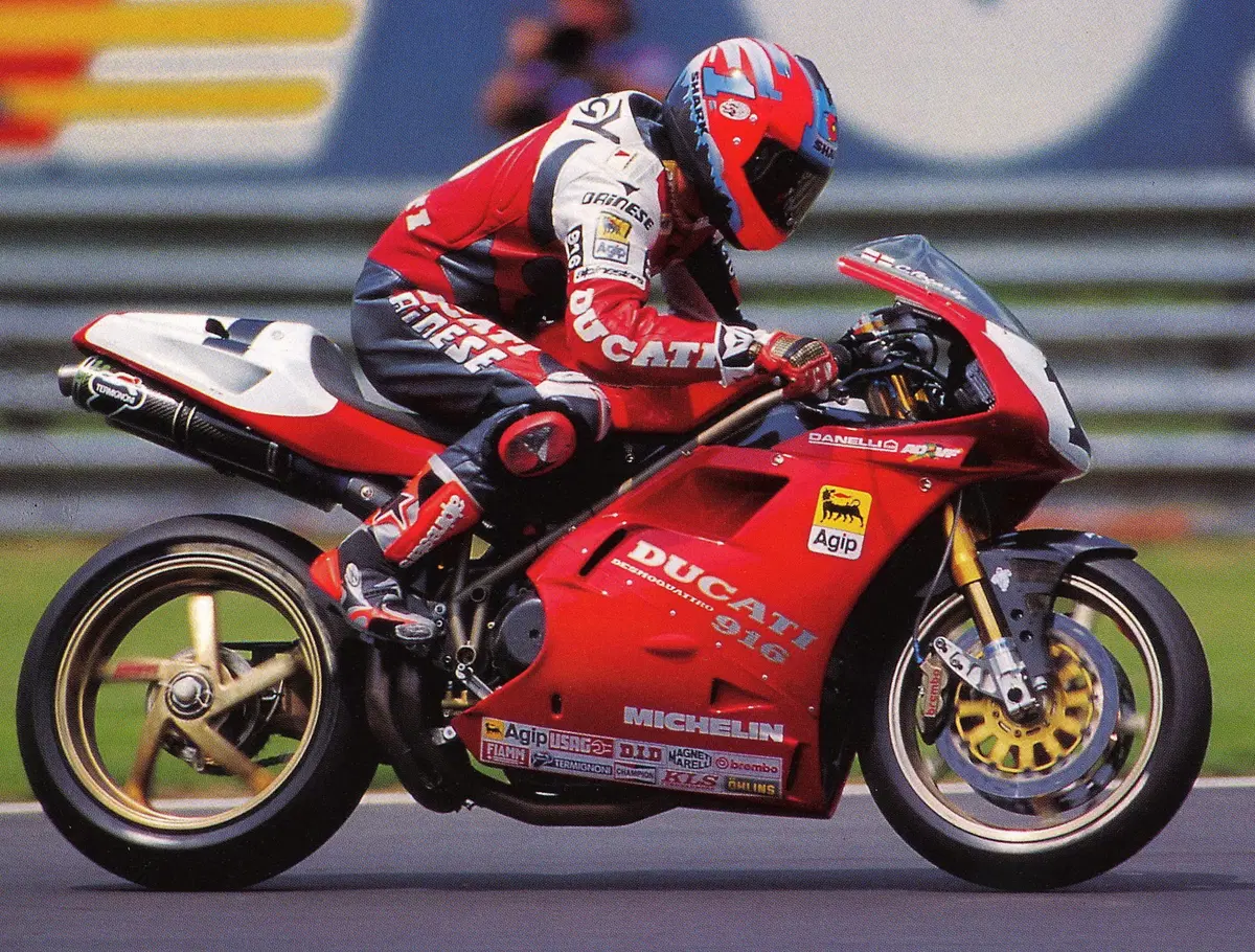 Ducati: le bicilindriche della leggenda Superbike (17)