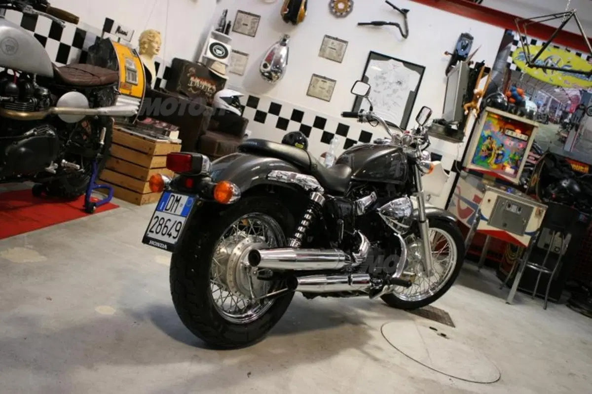 Honda VT750S  (14)
