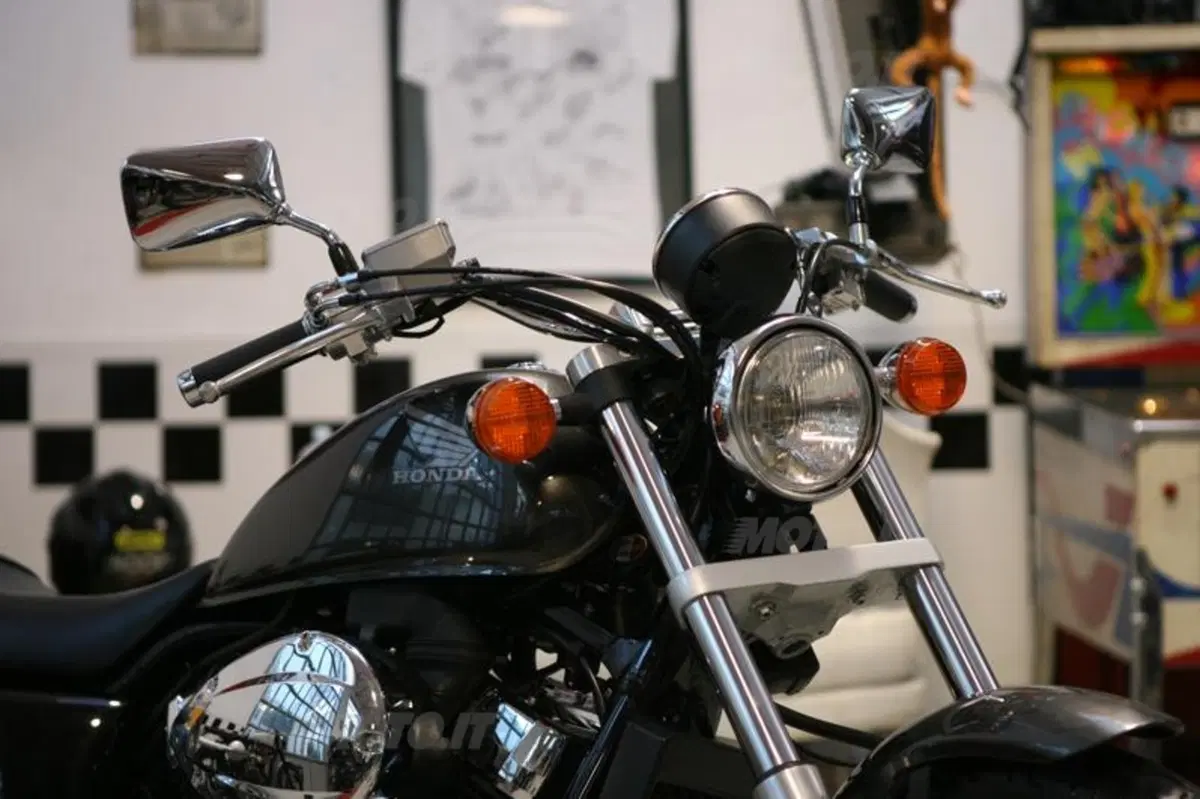 Honda VT750S  (18)