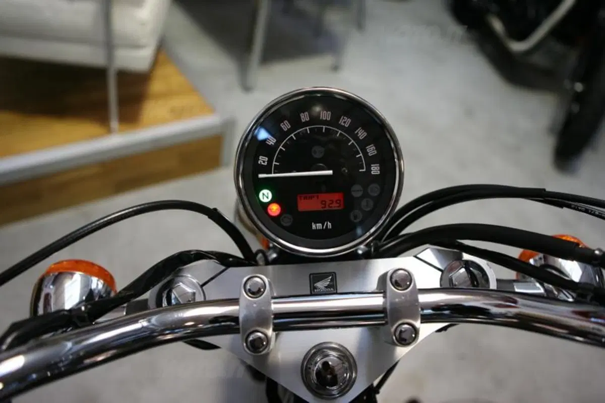 Honda VT750S  (22)