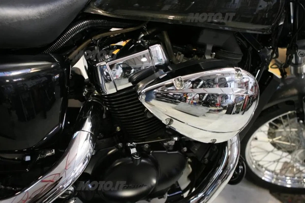 Honda VT750S  (25)