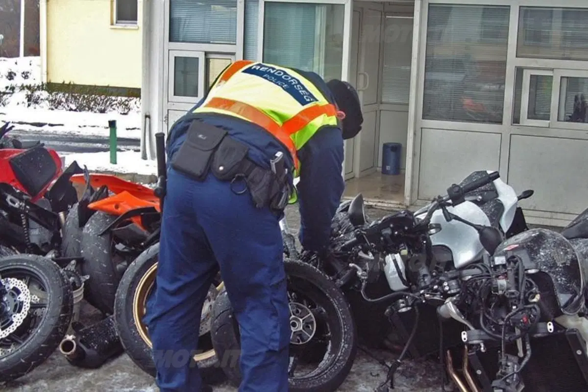 Che fine fanno le nostre moto... rubate! (6)