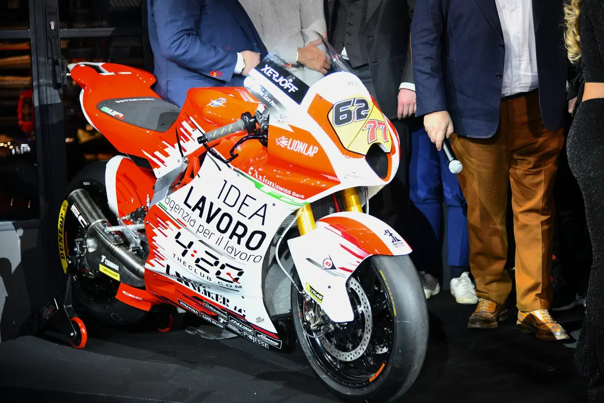 Moto2. Svelato il Team MV Agusta 2019 (20)