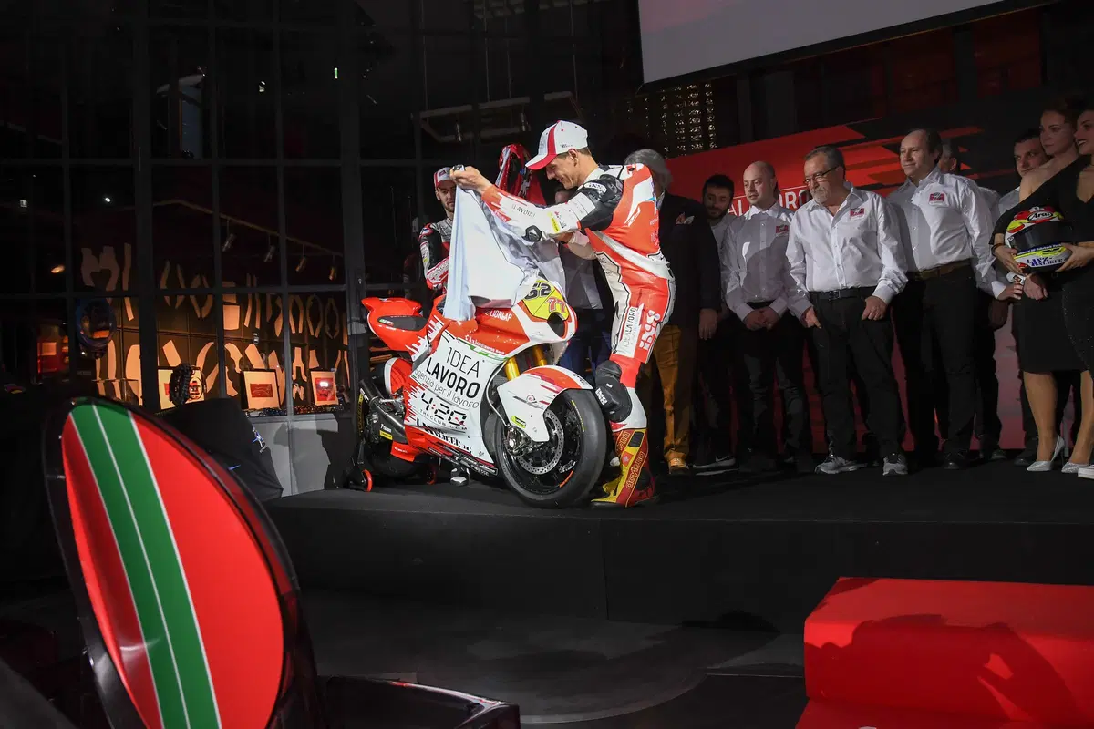 Moto2. Svelato il Team MV Agusta 2019 (24)