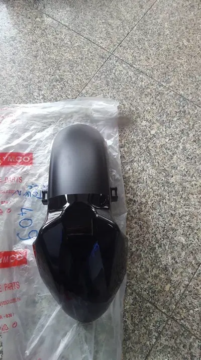 PARAFANGO NERO ANT. DOWNTOWN 350 Kymco