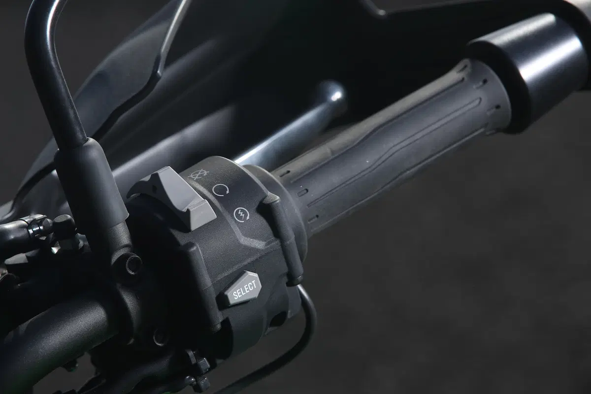 Kawasaki Versys 1000. Alternativa giapponese (5)