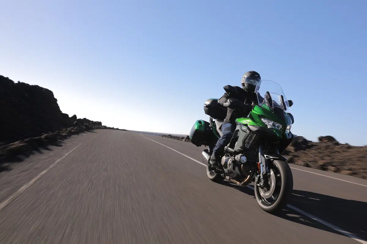 Kawasaki Versys 1000. Alternativa giapponese (5)