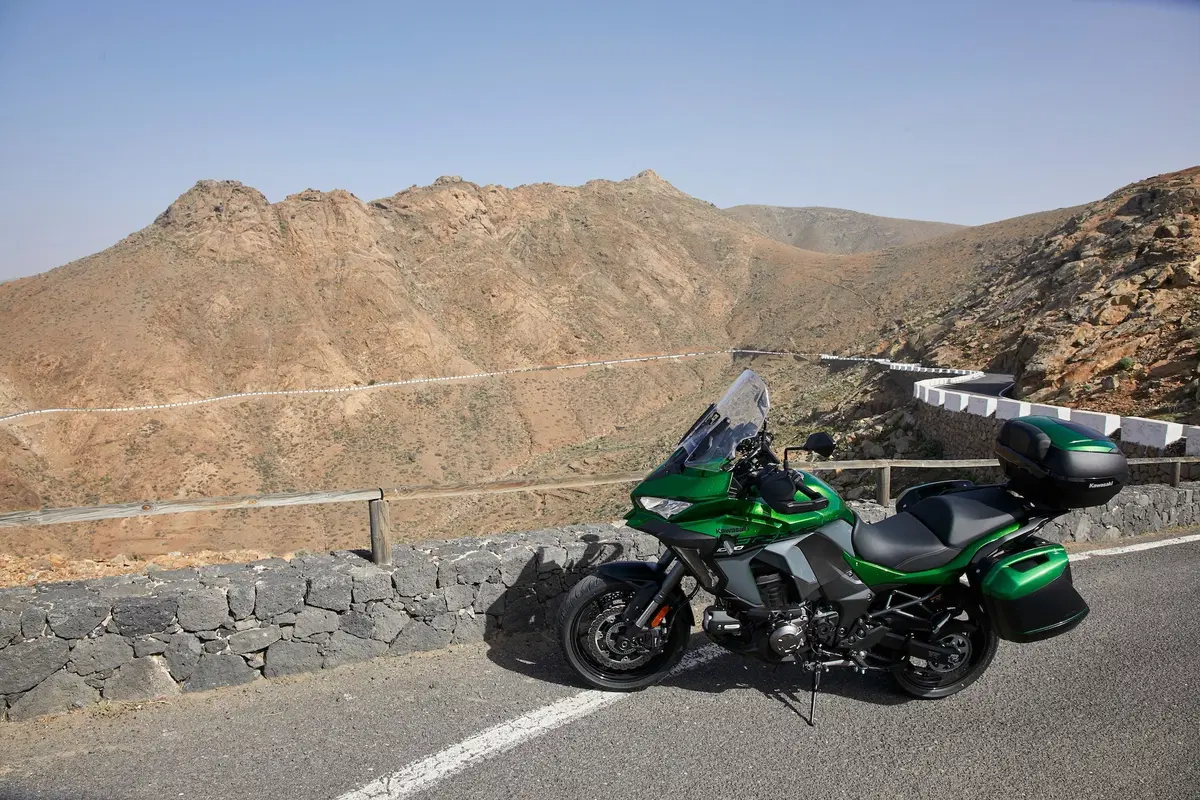 Kawasaki Versys 1000. Alternativa giapponese (6)