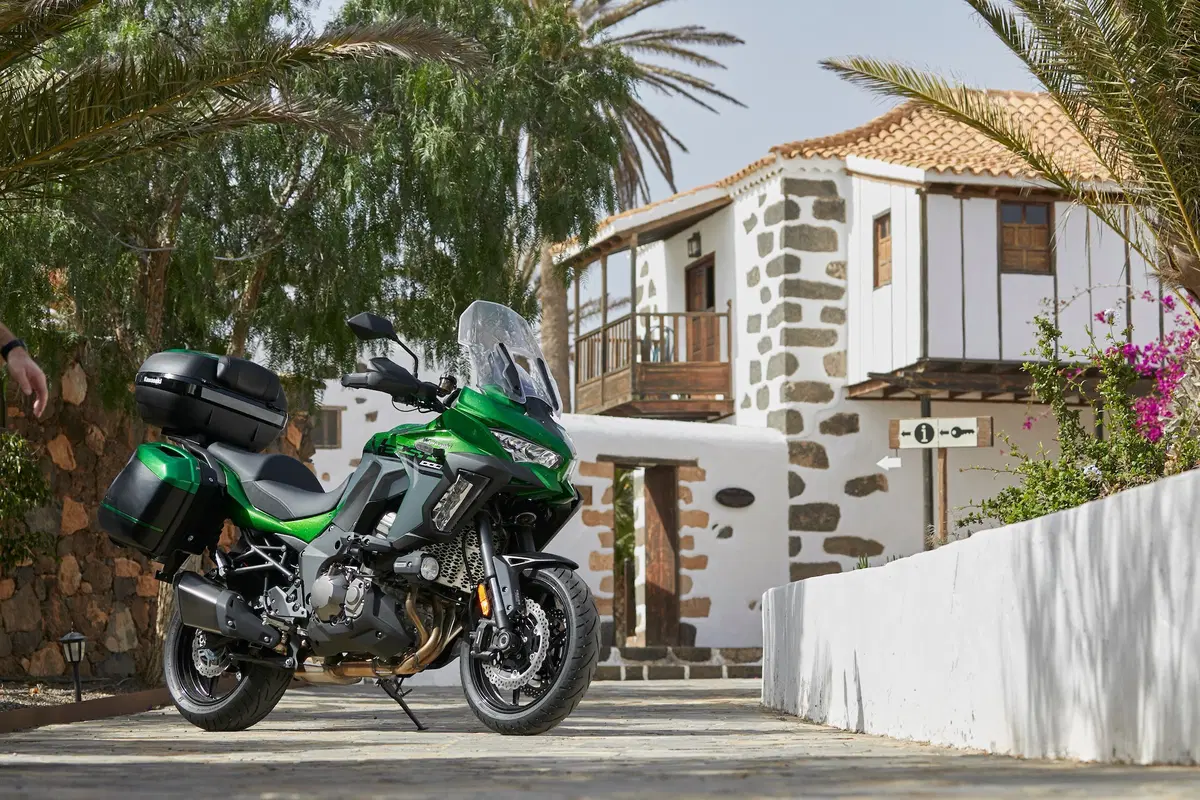 Kawasaki Versys 1000. Alternativa giapponese (8)