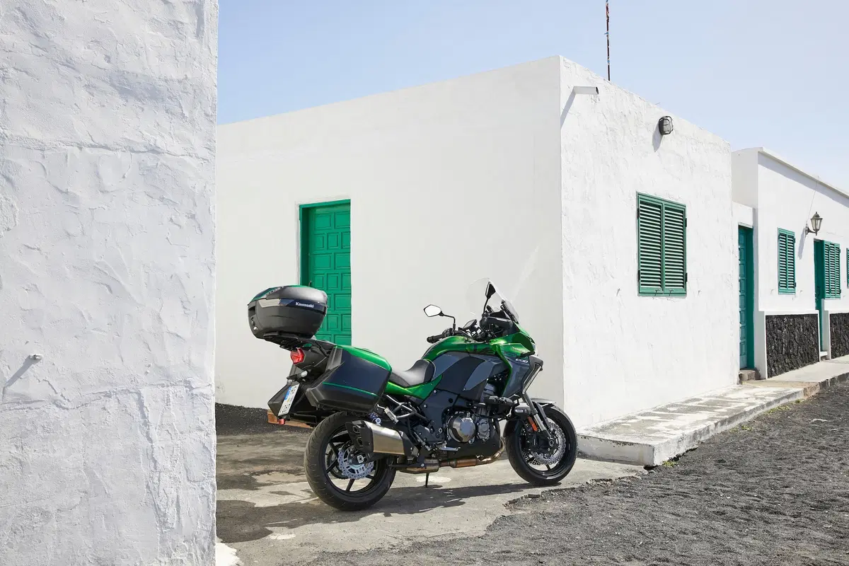 Kawasaki Versys 1000. Alternativa giapponese (10)