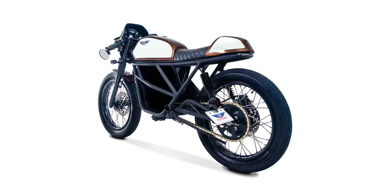 Fly Free Smart Desert: la moto elettrica che strizza l’occhio agli anni ‘70 (13)