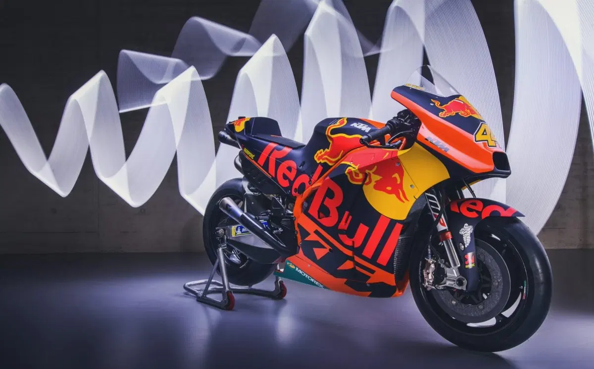 MotoGP 2019. KTM presenta i team MotoGP, Moto2 e Moto3 (6)