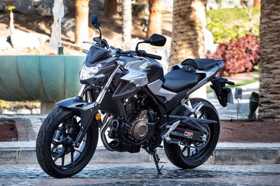 La Honda CB500F 2019