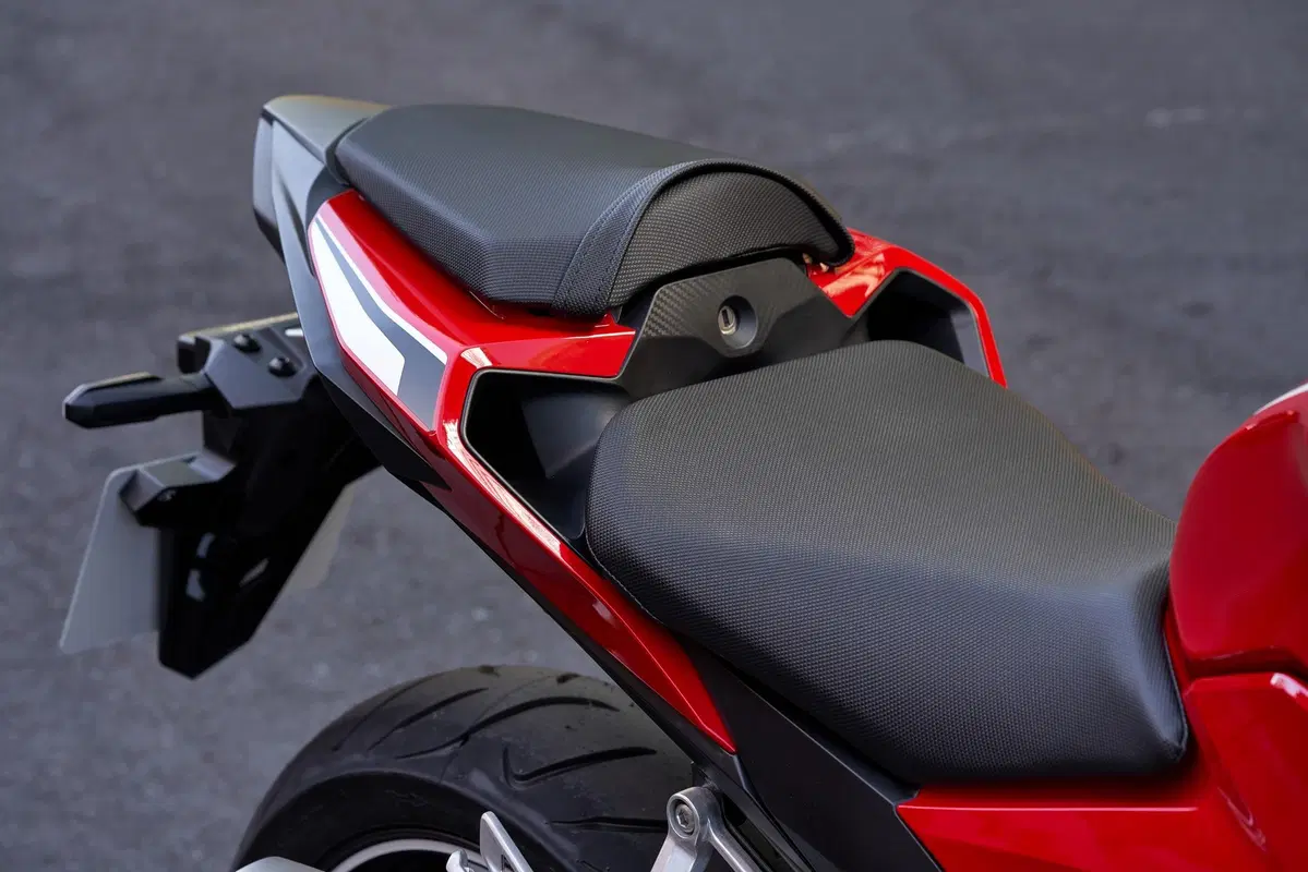 Honda CB500F e CBR500R 2019, TEST: che goduria, e che divertimento! [NON PUBBLICARE] (6)