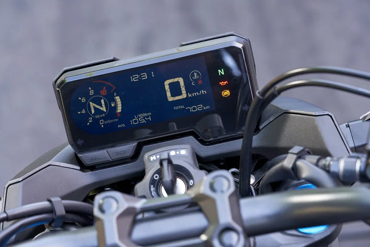 Honda CB500F e CBR500R 2019, TEST: che goduria, e che divertimento! [NON PUBBLICARE] (4)