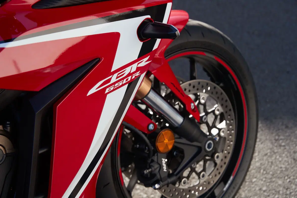 Honda CBR650R. Bentornata, Cibierre!