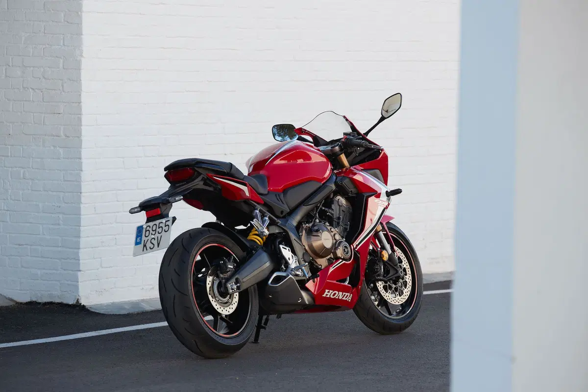 Honda CBR650R. Bentornata, Cibierre! (2)