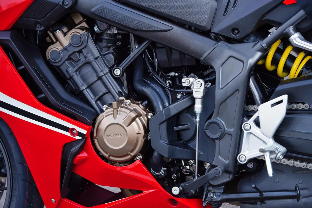 Honda CBR650R. Bentornata, Cibierre! (3)