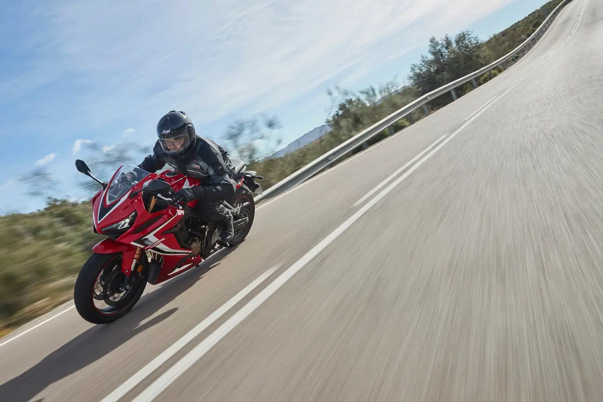 Honda CBR650R. Bentornata, Cibierre! (3)