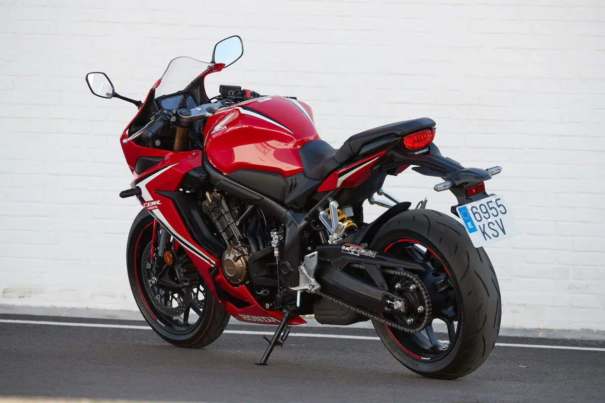 Honda CBR650R. Bentornata, Cibierre! (13)
