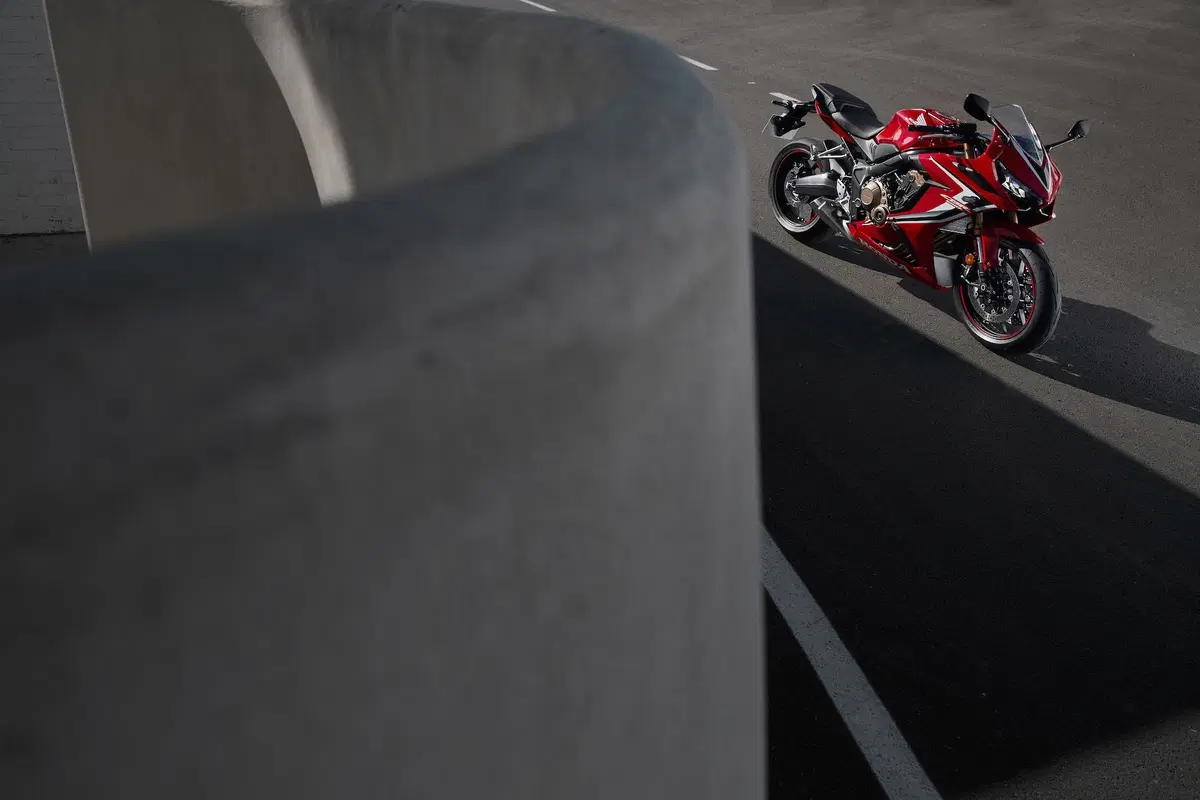 Honda CBR650R. Bentornata, Cibierre! (15)