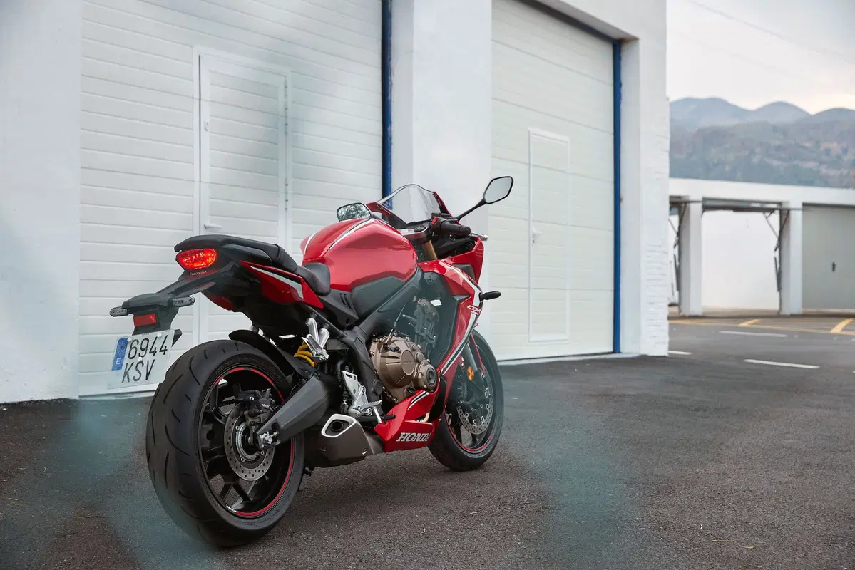 Honda CBR650R. Bentornata, Cibierre! (16)