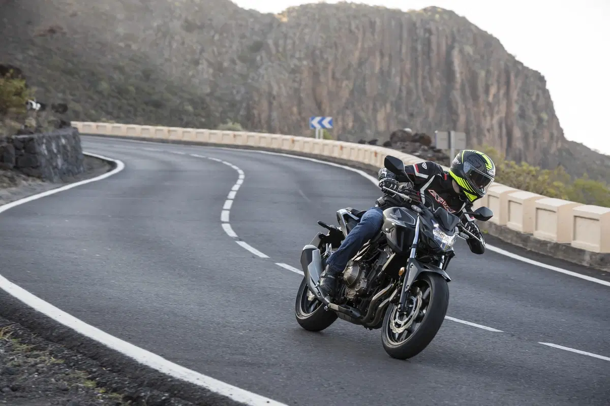 Honda CB500F e CBR500R 2019, TEST: che goduria, e che divertimento! [NON PUBBLICARE] (18)