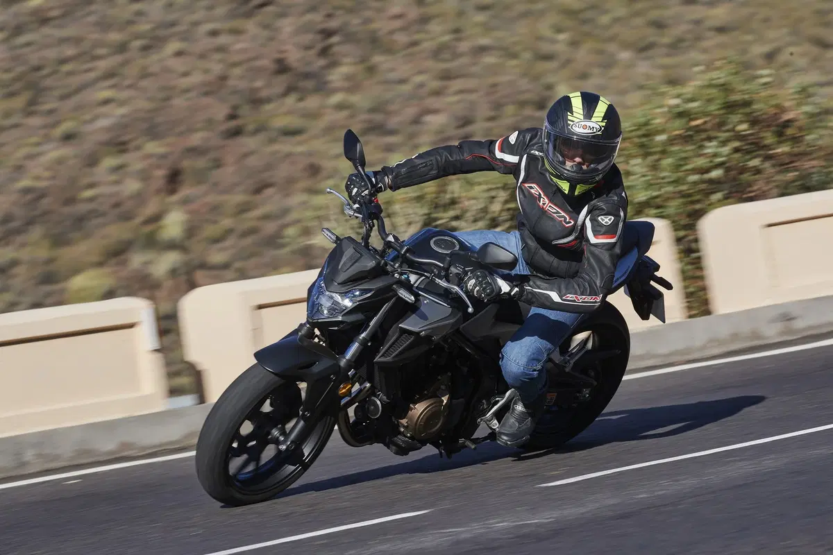 Honda CB500F e CBR500R 2019, TEST: che goduria, e che divertimento! [NON PUBBLICARE] (6)