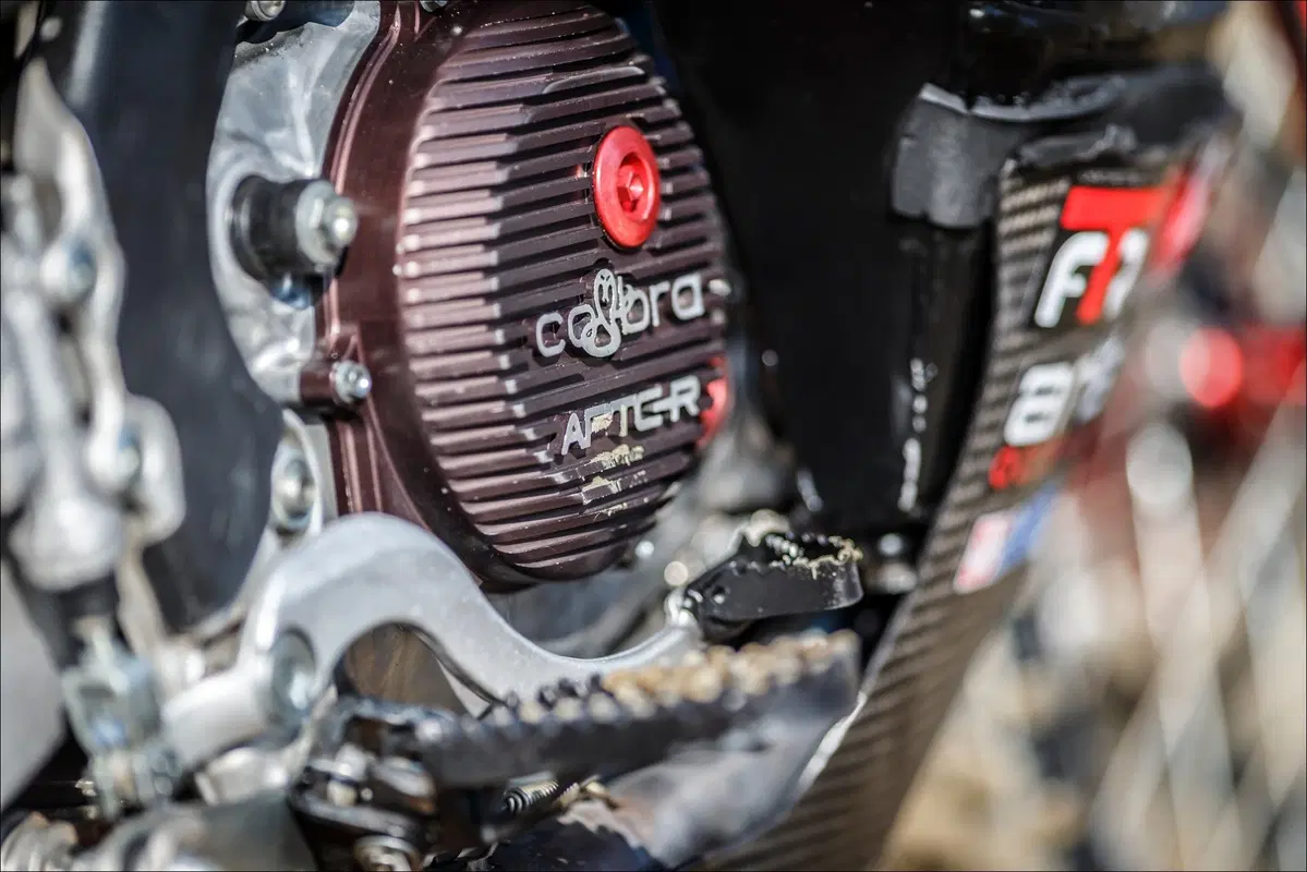 Honda CRF 450 Rally TEST: in pista contro la moto da cross! (15)