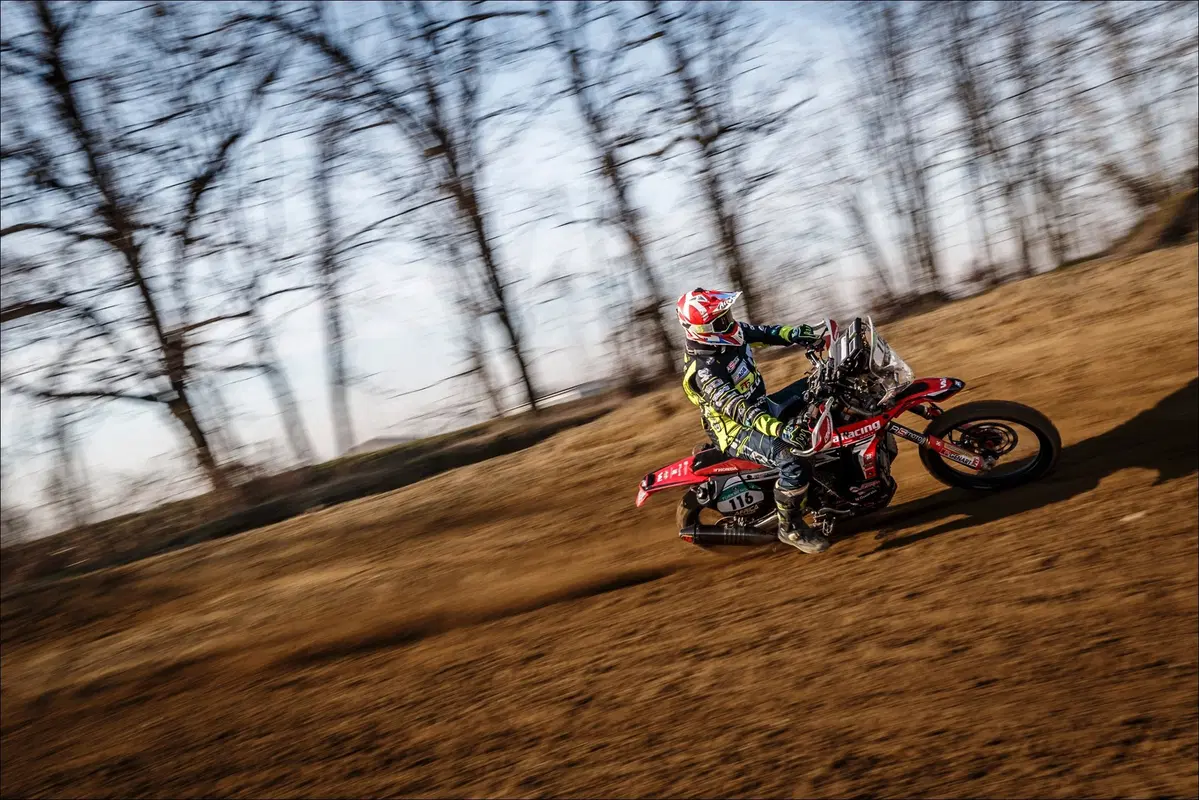 Honda CRF 450 Rally TEST: in pista contro la moto da cross! (26)