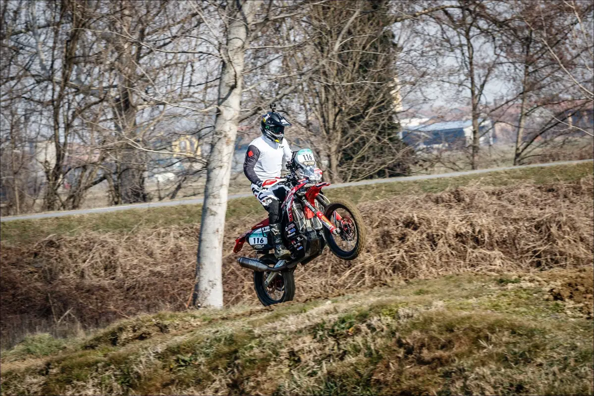 Honda CRF 450 Rally TEST: in pista contro la moto da cross! (30)