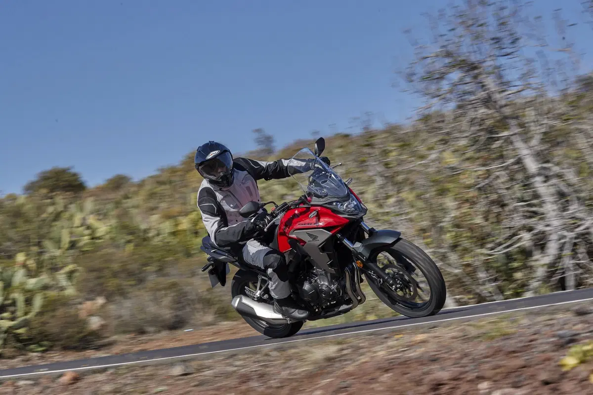 Honda CB500X 2019, TEST: che bello viaggiare…anche in fuoristrada [NON PUBBLICARE] (13)