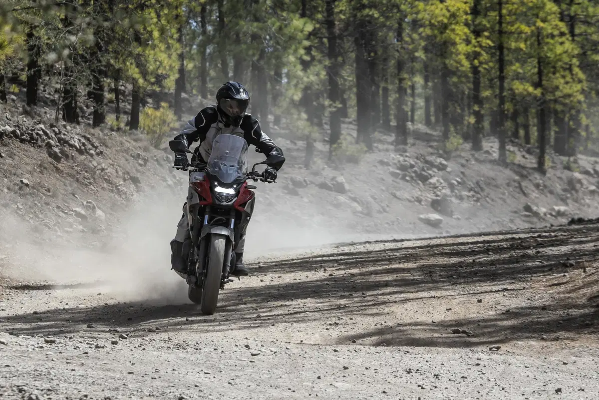 Honda CB500X 2019, TEST: che bello viaggiare…anche in fuoristrada [NON PUBBLICARE]