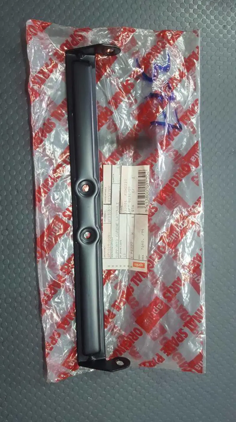 SUPPORTO CARENE LATERALI SR 50 Aprilia