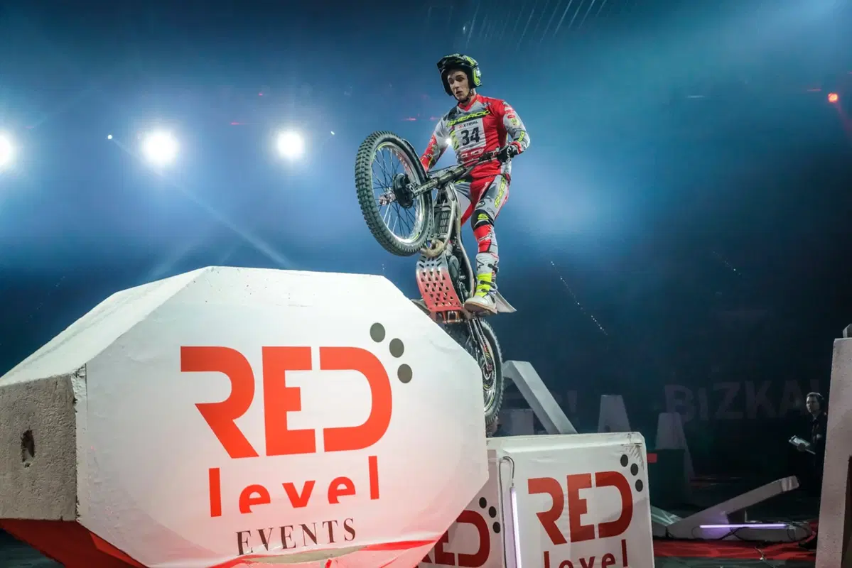 X-Trial. Toni Bou al fotofinish a Bilbao (10)