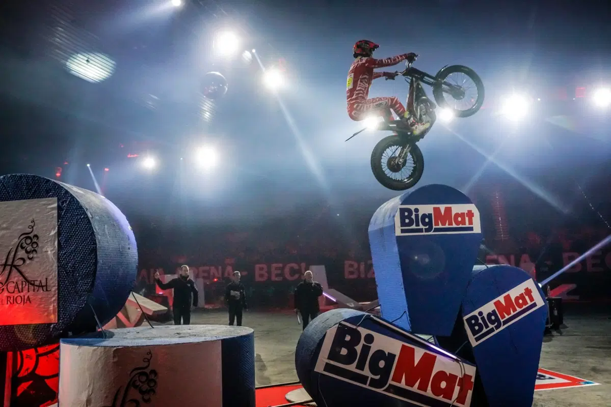 X-Trial. Toni Bou al fotofinish a Bilbao (12)