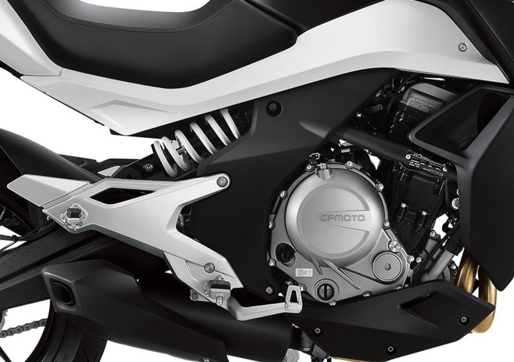 CFMOTO 650MT (2019 - 20) (4)