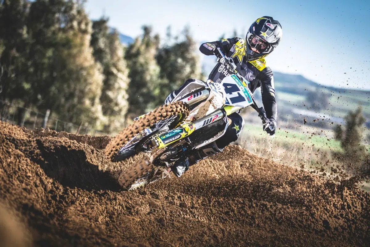 Rockstar Energy Husqvarna Factory Racing MXGP 2019: ecco i piloti (14)